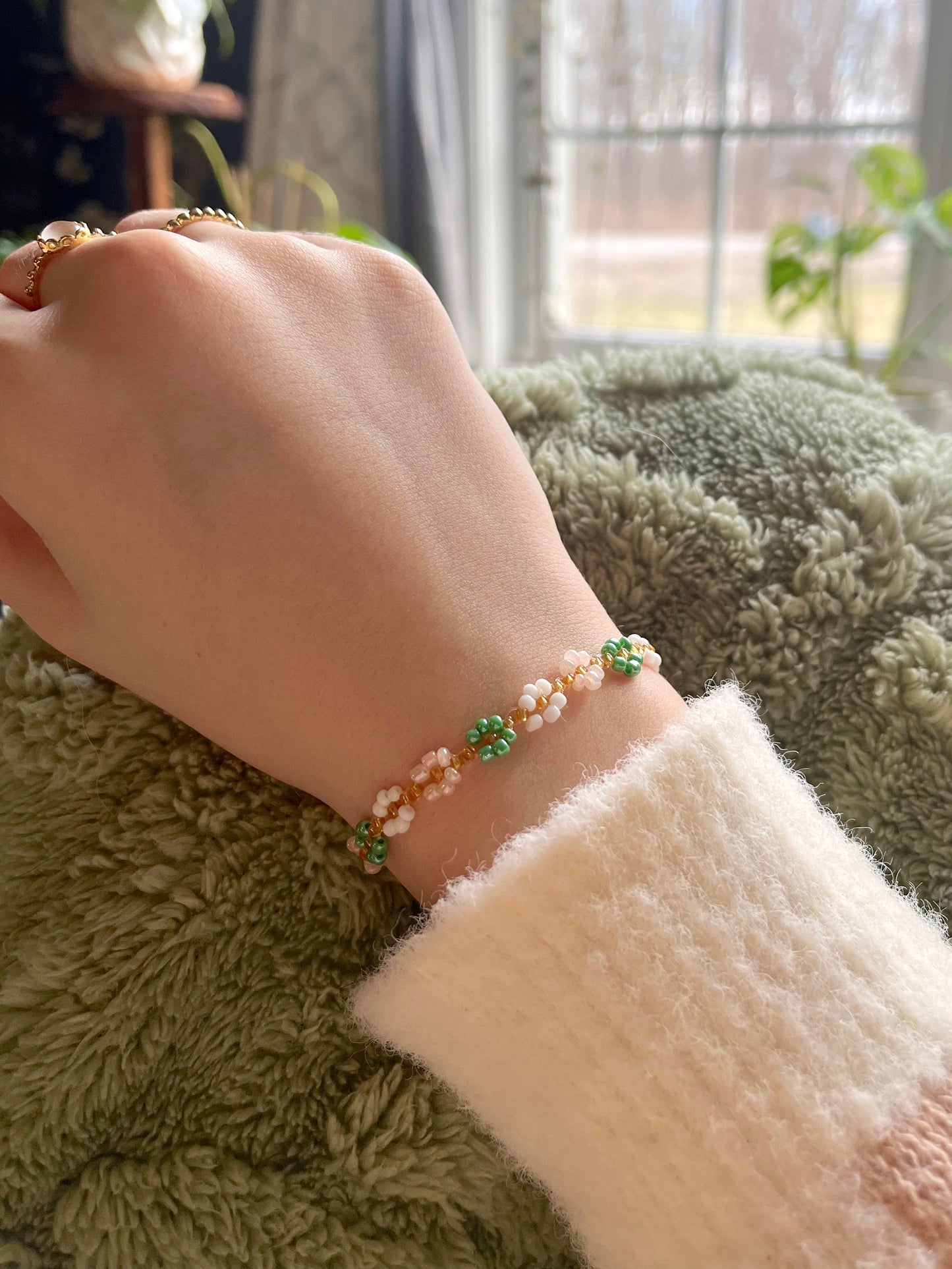“The Lila” Daisy bracelet